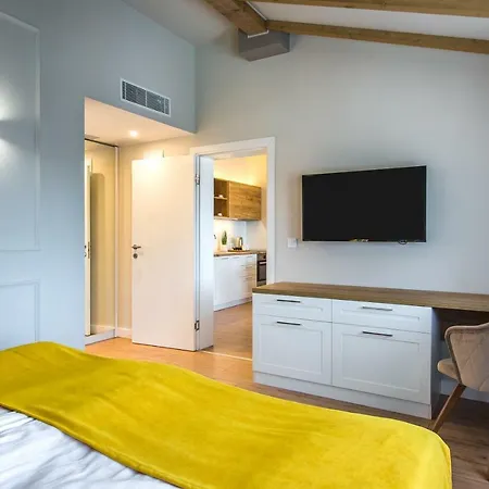 Hillhouse Guest house