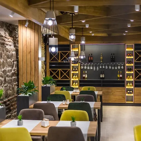 Casa de hóspedes Hillhouse 4*