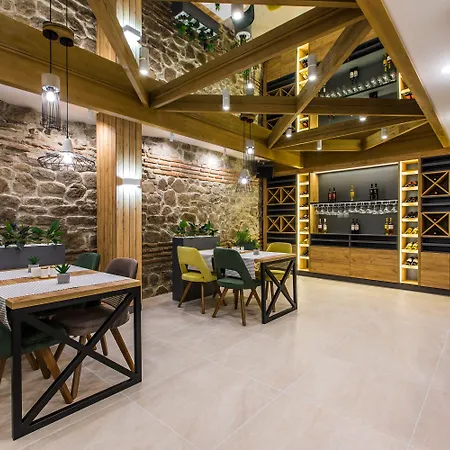 Hillhouse Casa de hóspedes 4*