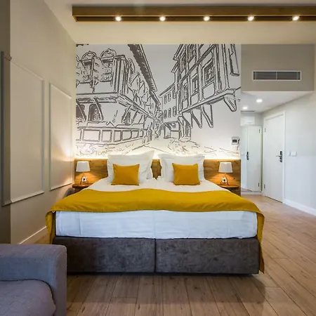 Hillhouse Casa de hóspedes 4*