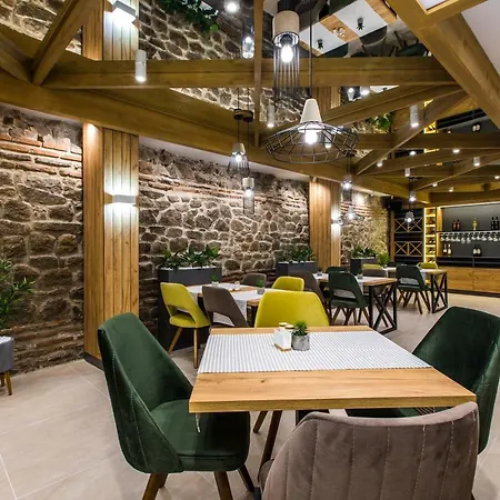 Hillhouse Casa de hóspedes 4*